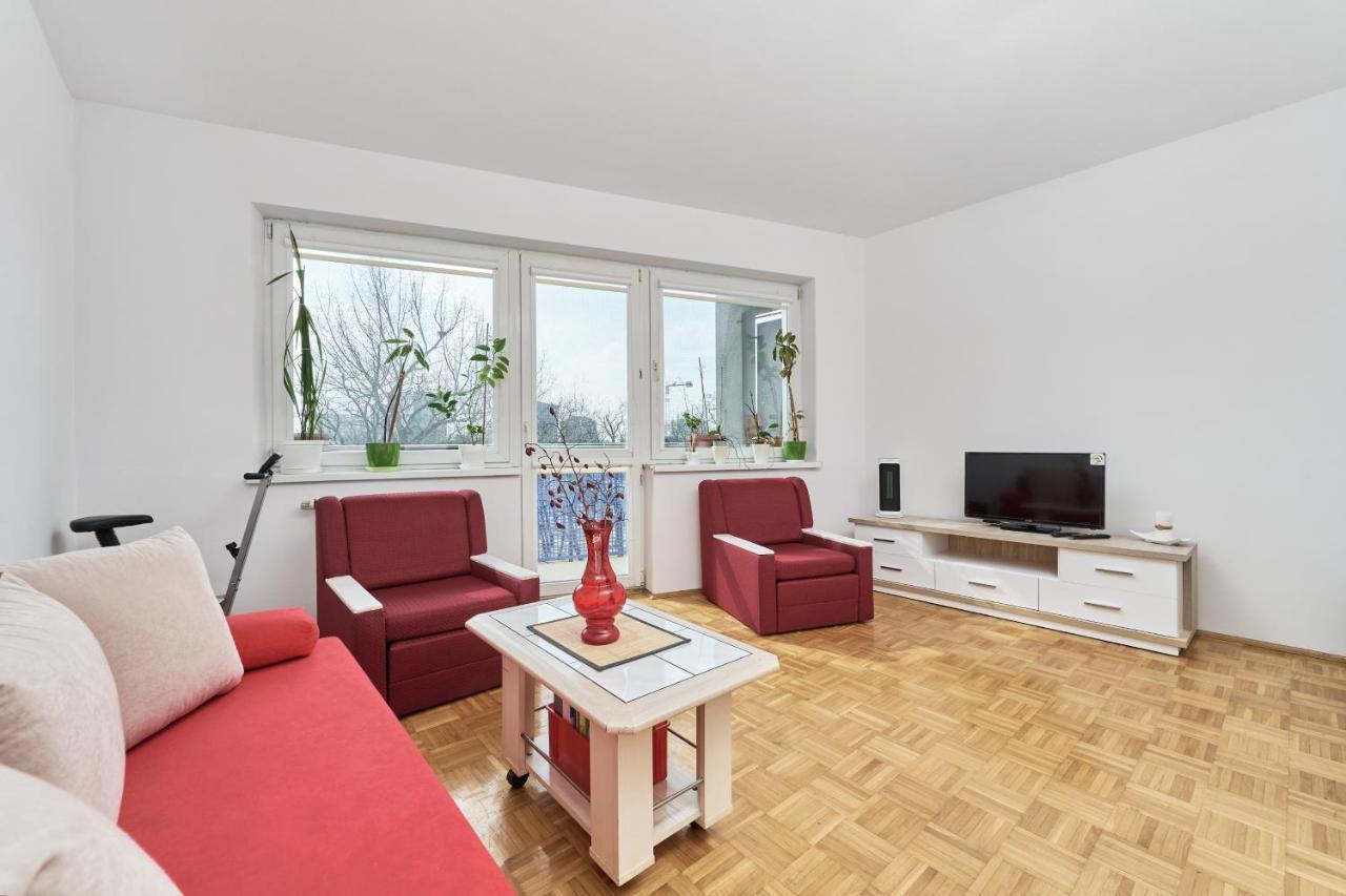 Apartments Wroclaw Legnicka By Noclegi Renters Экстерьер фото