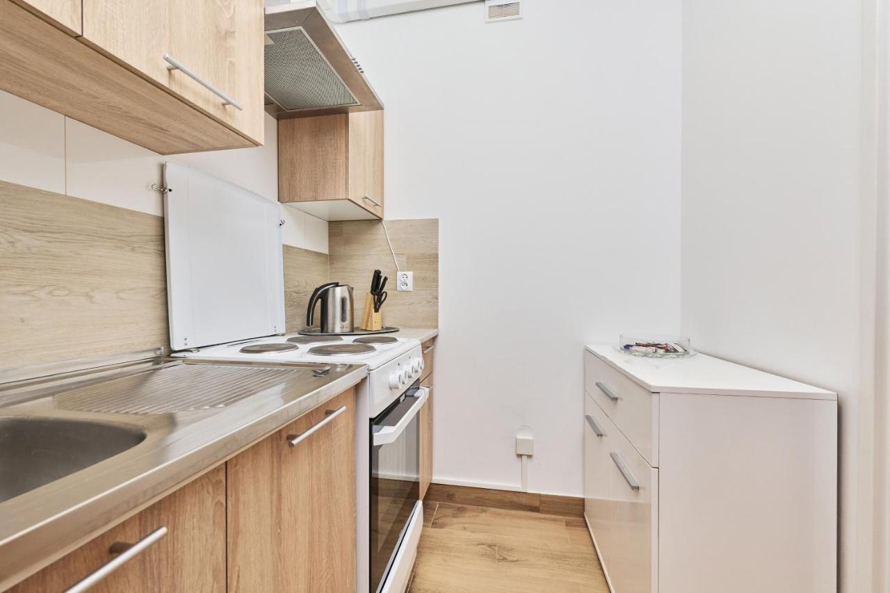 Apartments Wroclaw Legnicka By Noclegi Renters Экстерьер фото