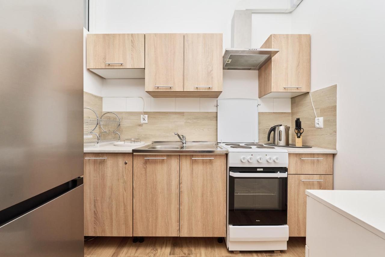 Apartments Wroclaw Legnicka By Noclegi Renters Экстерьер фото