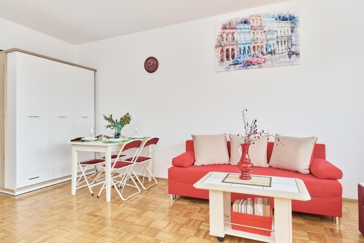 Apartments Wroclaw Legnicka By Noclegi Renters Экстерьер фото